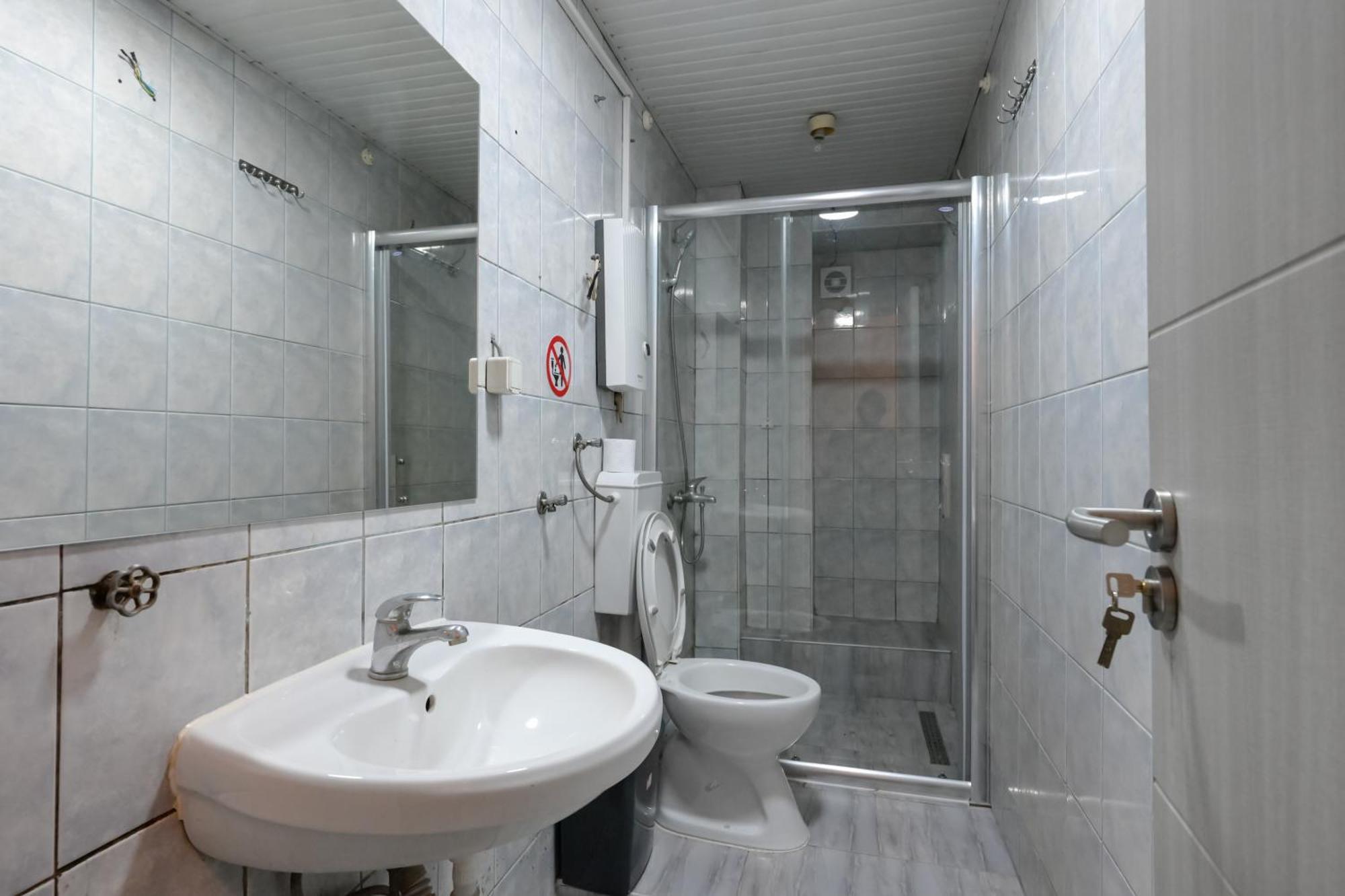 Hostel Best Скопье Экстерьер фото